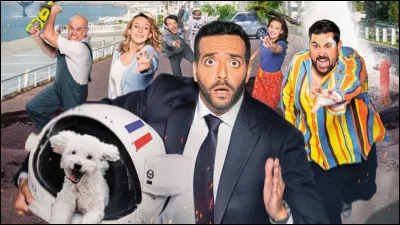 En 2022, quel acteur joue un menteur compulsif dans le film "Menteur" ?