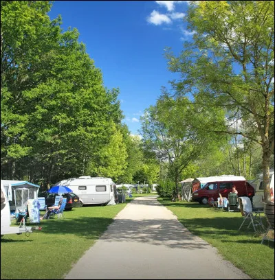 Parmi mes propositions de mots, lequel possède un homonyme ?