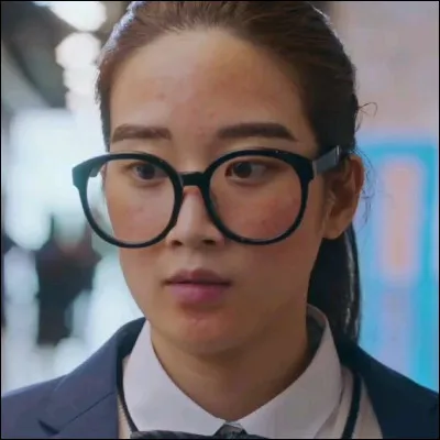 De quoi Lim Ju-Kyung était-elle victime dans son ancien lycée ?