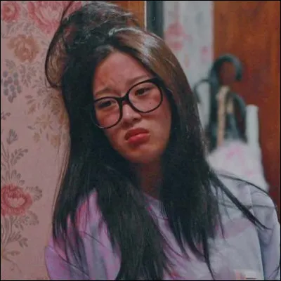 Au début, qui est le seul à connaître son secret ?