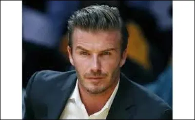 Quel âge aura le footballeur David Beckham ?