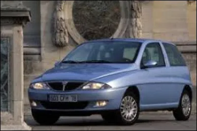 Quel est le nom de cette voiture ?