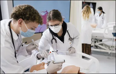 Combien d'années d'études faut-il faire pour être médecin généraliste ?