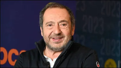 Selon son sketch "Hommage aux racistes", Patrick Timsit considère que les noirs...