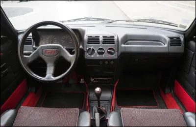 Ce tableau de bord appartient à la sportive ...