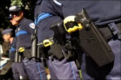 SMP Technologie, qui distribue Taser en France, tait all en cassation contre le collectif RaidH, accus de 'dnigrement de la marque'. Qu'a rpondu la Cour ?