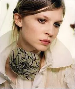 Enfin, Clmence Posy joue la petite-amie de Chuck dans la saison 4. Dans quelle saga fantastique tait-elle Fleur Delacour ?