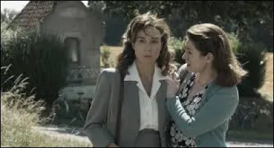 Dans "Je ne rêve que de vous", sorti en 2019, elle incarne la belle-fille d'un personnage historique :