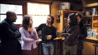 Elle est Aurélia qui invite, dans sa maison en montagne, ses amis et ses ex pour fêter son départ définitif ; quel est ce film sorti en 2005 ?