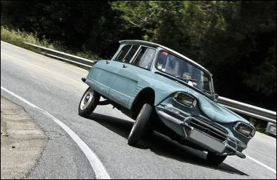 D'une tenue de route incomparable quelle est cette auto sortie en 1961 des usines de Rennes ?