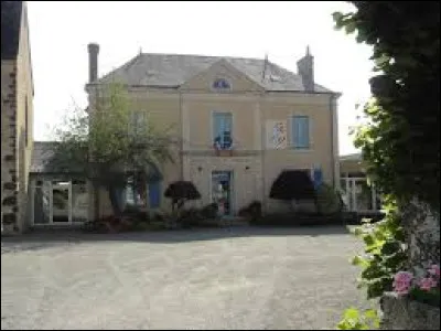 Je vous emmène dans les Pays-de-la-Loire, à Saint-Aubin-de-Locquenay. Village de l'arrondissement de Mamers, il se situe ...