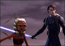 Dans 'Clone Wars(Star Wars)', qui est la padawan d'anakin Skywalker ?