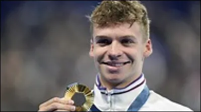 Quel pape a couronné Charlemagne ?