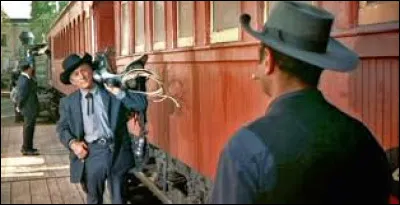 Lequel de ces acteurs tient le rôle principal dans le western "le Dernier Train de Gun Hill" de John Sturges et sorti en 1959 ?