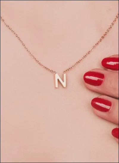 La première lettre de ton prénom est...