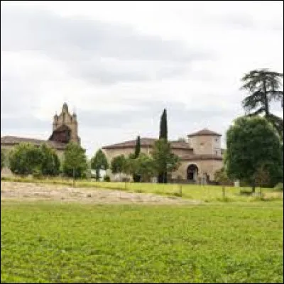 Nous partons maintenant en Occitanie, &agrave; Catonvielle. Village de l'arrondissement de Condom, travers&eacute; par le Sarrampion, il se situe dans le d&eacute;partement ...
