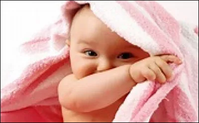 Mickael Miro - L'horloge Tourne - Alors qu'un SMS vient darriver, il a 20 ans,
qu'est-ce qu'il ne veut pas ?