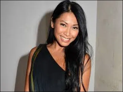 Complétez le titre de cette chanson d'Anggun : "La neige au...