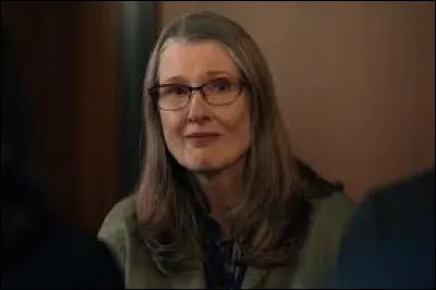 Pour quelle raison Hope est-elle éloignée de Virgin River dans la saison 2 ?