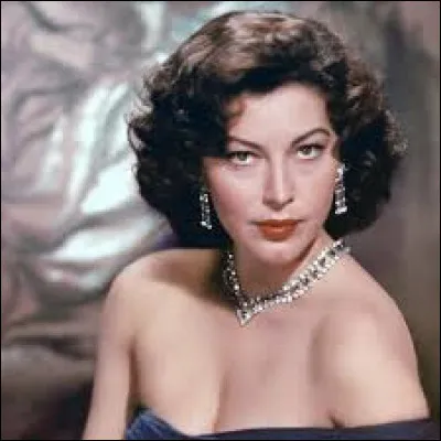 Av comme Ava. Pour quel film d'aventure, l'actrice Ava Gardner (1922-1990) décrocha-t-elle une nomination pour l'Oscar de la meilleure actrice en 1954 ?