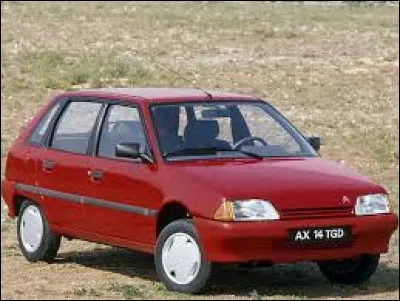 Produite jusqu'en 1998, la Citroën AX a été commercialisée à partir de...