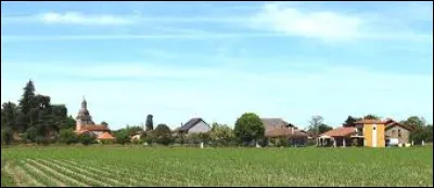 Village Bigourdan, Tostat se situe en région ...