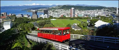 Commen&ccedil;ons tranquillement ! Ma capitale est Wellington, qui suis-je ?
