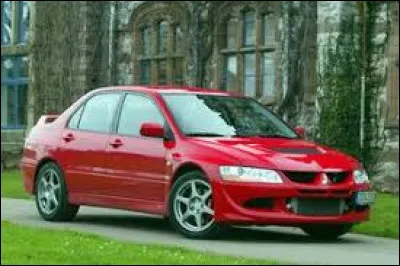 Quel est le nom de cette voiture ?