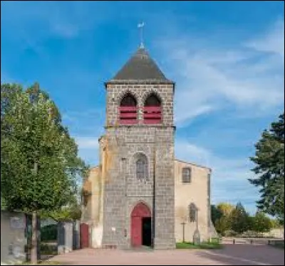 Village d'Auvergne-Rhône-Alpes, dans l'arrondissement de Riom, Saint-Laure se situe dans le département ...