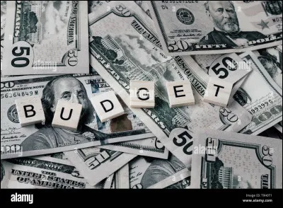 Quel est ton budget moyen pour les produits cosmétiques ?