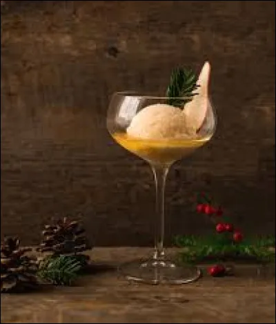 La coutume gastronomique consistant à boire un petit verre d'alcool fort entre deux plats se nomme le "trou...