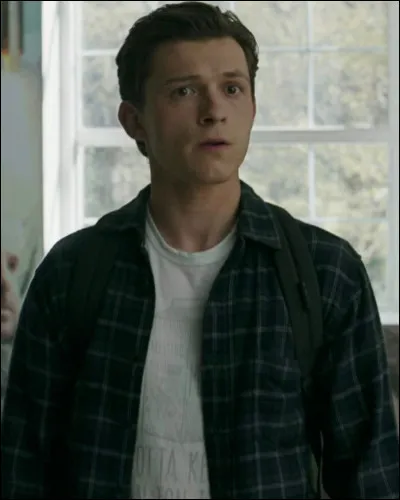 Quel super-héros Marvel a longtemps caché son identité en tant que "Peter Parker" ?