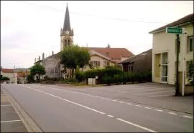 Nous partons maintenant en Lorraine, à Champenoux. Commune de l'aire d'attraction Nancéenne, sur les bords de l'Amezule, elle se situe dans le département ...
