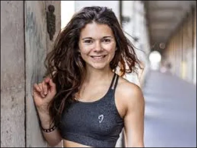 Le vrai prénom de la youtubeuse Juju Fitcats est Juliette.