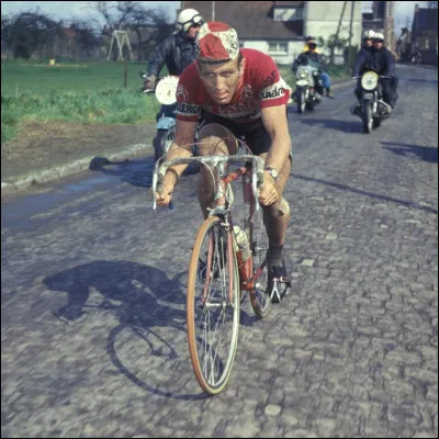 Cet autre Belge a remporté, en 1967 et 68, Liège-Bastogne-Liège et Gand-Wevelgem et deux fois le Tour des Flandres à dix ans d'intervalle : c'est ...