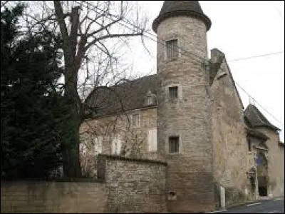 Je vous emm&egrave;ne dans le Val de Sa&ocirc;ne visiter le ch&acirc;teau de Fleurville. Commune de l'aire d'attraction M&acirc;connaise, elle se situe dans le d&eacute;partement ...