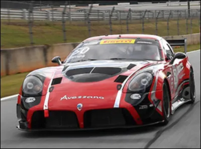 Quelle est cette marque américaine sportive créée en 1989 ?