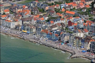 Dans quelle mer le fleuve côtier Wimereux se jette-t-il ?
