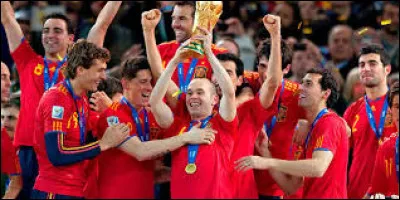 Dans ce pays, l'équipe nationale a remporté la Coupe du monde de football en 2010.