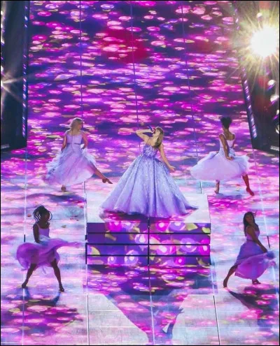 Qui est la meilleure amie d'enfance de Taylor Swift ?