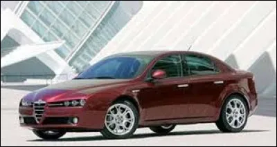 Quel est le nom de cette voiture ?