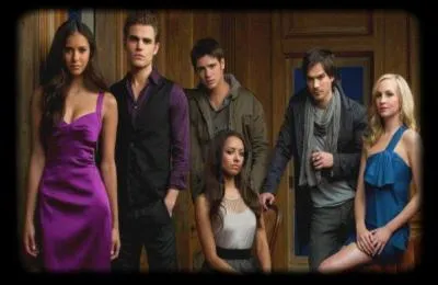 Comment s'appellent les meilleures amies du personnage principal ?