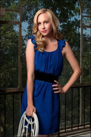 Comment s'appelle l'ancienne amie devenue ennemie et folle, du personnage principal ?