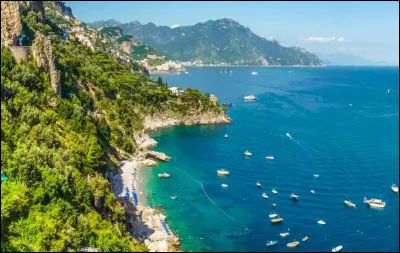 Quelle est la ville d'Italie avec la plus forte densité de population ?