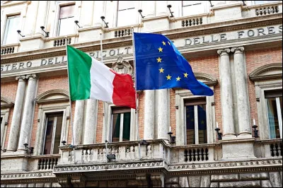 Quel est le nombre de députés représentant l'Italie au sein du Parlement européen ?