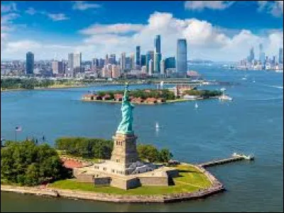 Dans le domaine sportif, quel évènement associe-t-on à New York ?