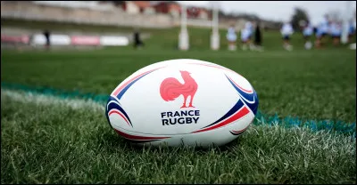 Quelle est la durée d'une mi-temps dans un match de rugby à XV ?