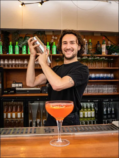 Et un cocktail pour se donner du cœur au ventre ! Le spritz.