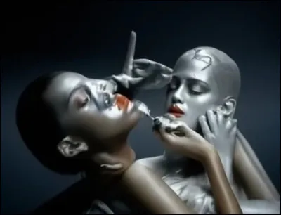 Dans la main le méta...