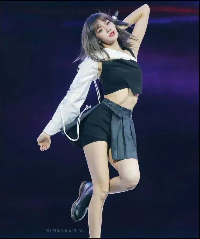 La première épreuve est la danse. Depuis combien de temps en fais-tu ?